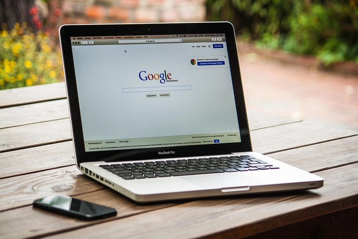 Il-mondo-e-online-i-numeri-di-internet-che-cambiano-ogni-cosa
