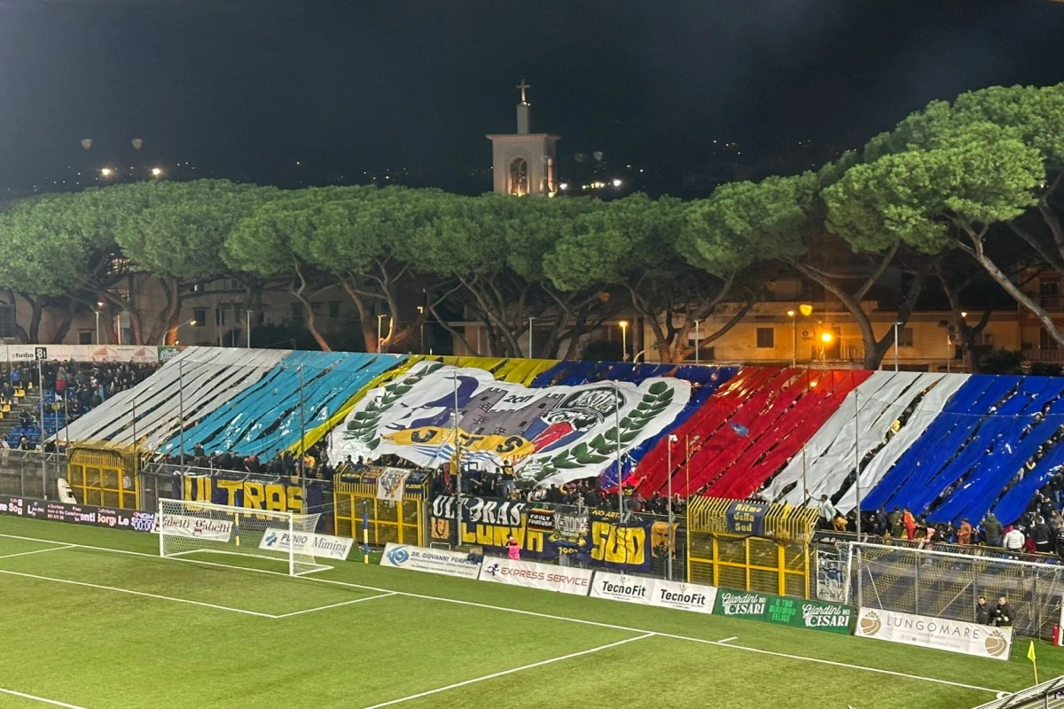 Juve Stabia, corsa ai 2 milioni entro il 16 ottobre cosa rischia il club senza i pagamenti__