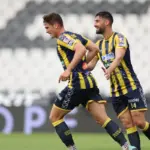 Serie B, la Juve Stabia svela le scelte tattiche decisive in vista del big match. Tutti i cambi di formazione
