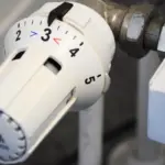 Termosifoni, è il momento: scatta l’accensione dal 15 ottobre al 1° dicembre in Italia. Ecco quando toccherà alla tua zona