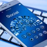 Il cellulare in camera è pericoloso? Ecco le linee guida ufficiali per un uso notturno sicuro del tuo smartphone
